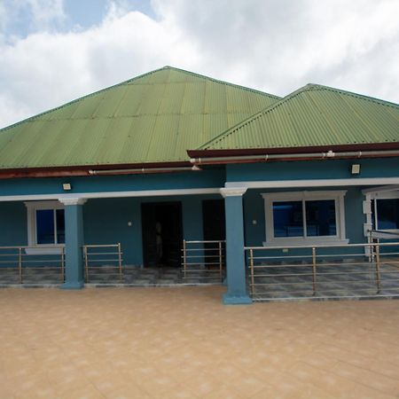 Yaa Asantewaa Inn Ejisu ภายนอก รูปภาพ